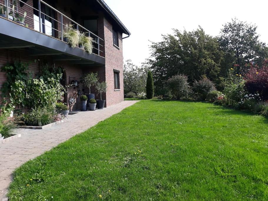 Studio Au Jardin Fleuri Вервиерс Екстериор снимка