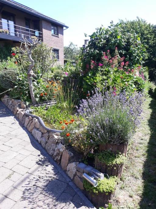 Studio Au Jardin Fleuri Вервиерс Екстериор снимка